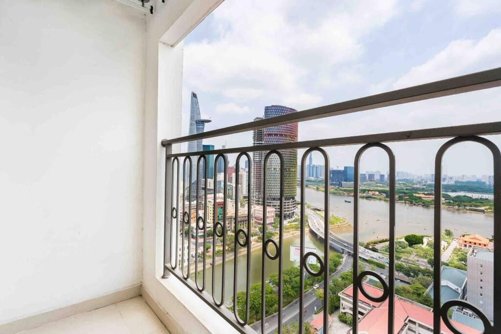 Saigon Royal - 2Br River View - Hana Apart 25 Floor Căn hộ TP. Hồ Chí Minh